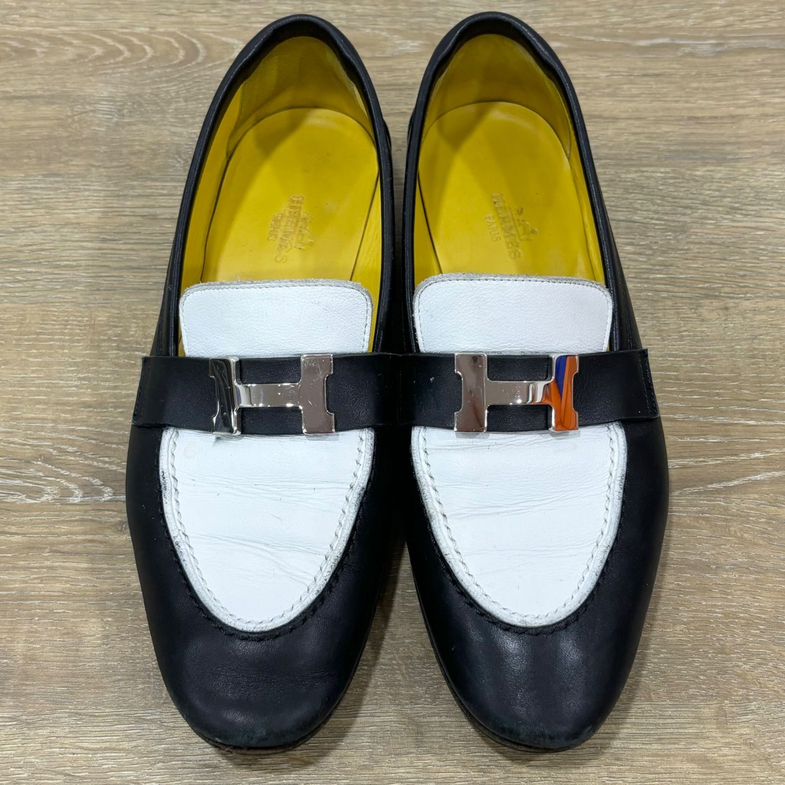 HERMES ホワイト・ブラック ローファー 36.5 HERMES ホワイト・ブラック ローファー 36.5