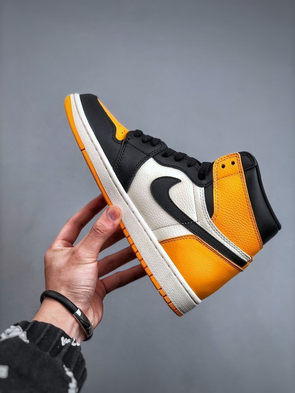 ナイキ スニーカー Air Jordan 1 High OG Yellow Toe AJ1 メンズ レディース