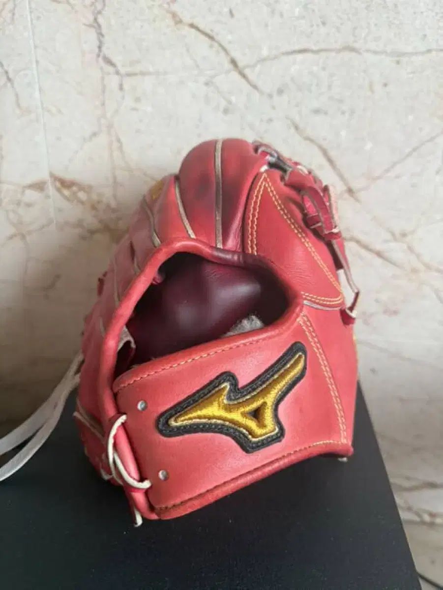 KIAタイガース イ ボムホ モデル オーダー ミズノ ポプロ 実際に着用 グローブ