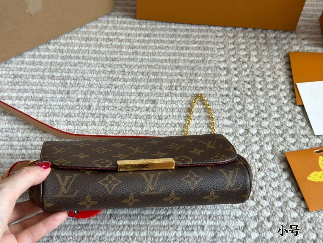 ショルダーバッグ