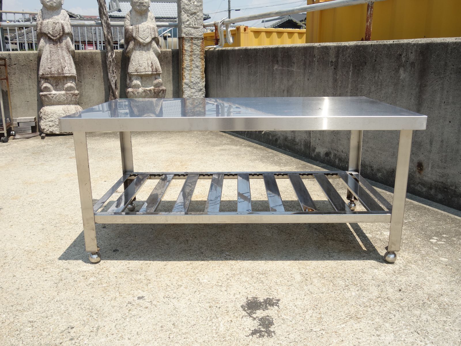 M▽業務用 厨房 作業台 棚 ステンレス コンロ用 コンロ台 (Fe1803) 中古】K▽業務用 厨房 作業台 棚 ステンレス コンロ用 コンロ台