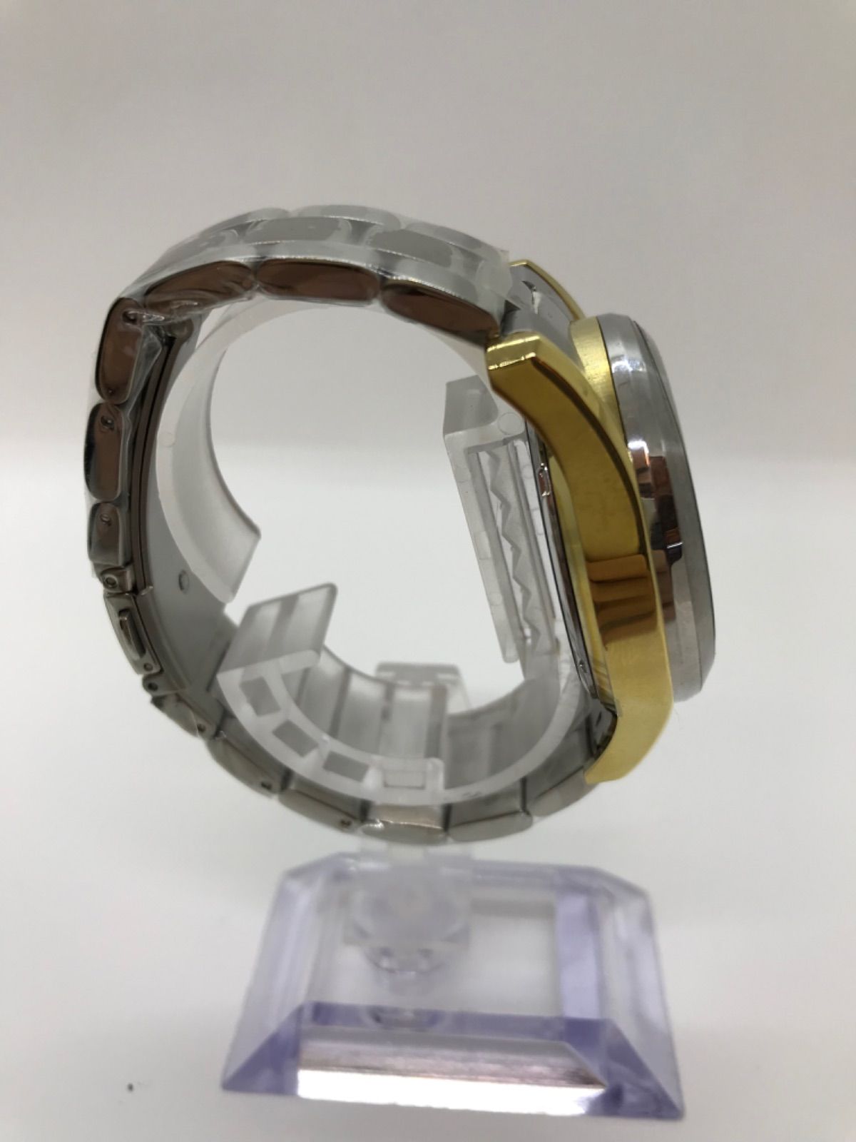 アベンジャーズ 限定腕時計 アイアンマンモデル【725-0153】 - メルカリ