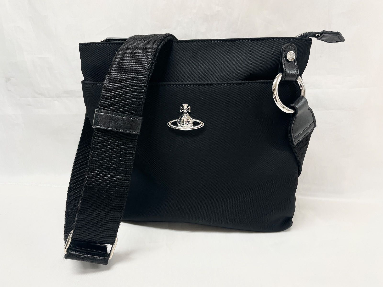 Vivienne Westwood ヴィヴィアン ウエストウッド ナイロン ショルダーバッグ