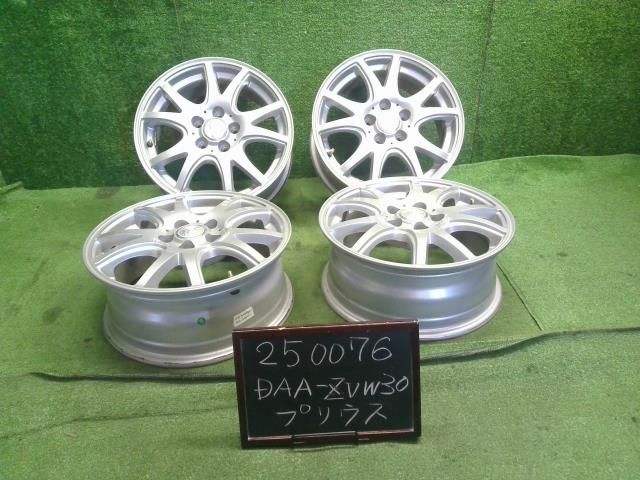 個人宅不可 離島不可 15インチ 社外 アルミホイール 4本 15×6J 5穴 PCD100 43 ハブ径73mm センターキャップ付 FANG プリウス 自社品番250076