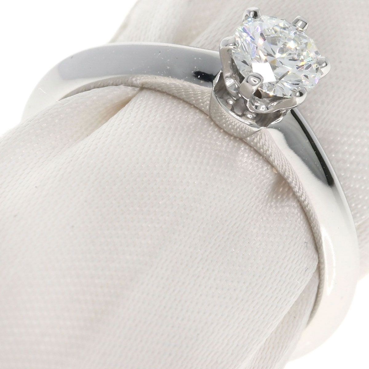 TIFFANY-Co. ティファニー ソリティア ダイヤモンド リング 指輪 PT950 レディース
