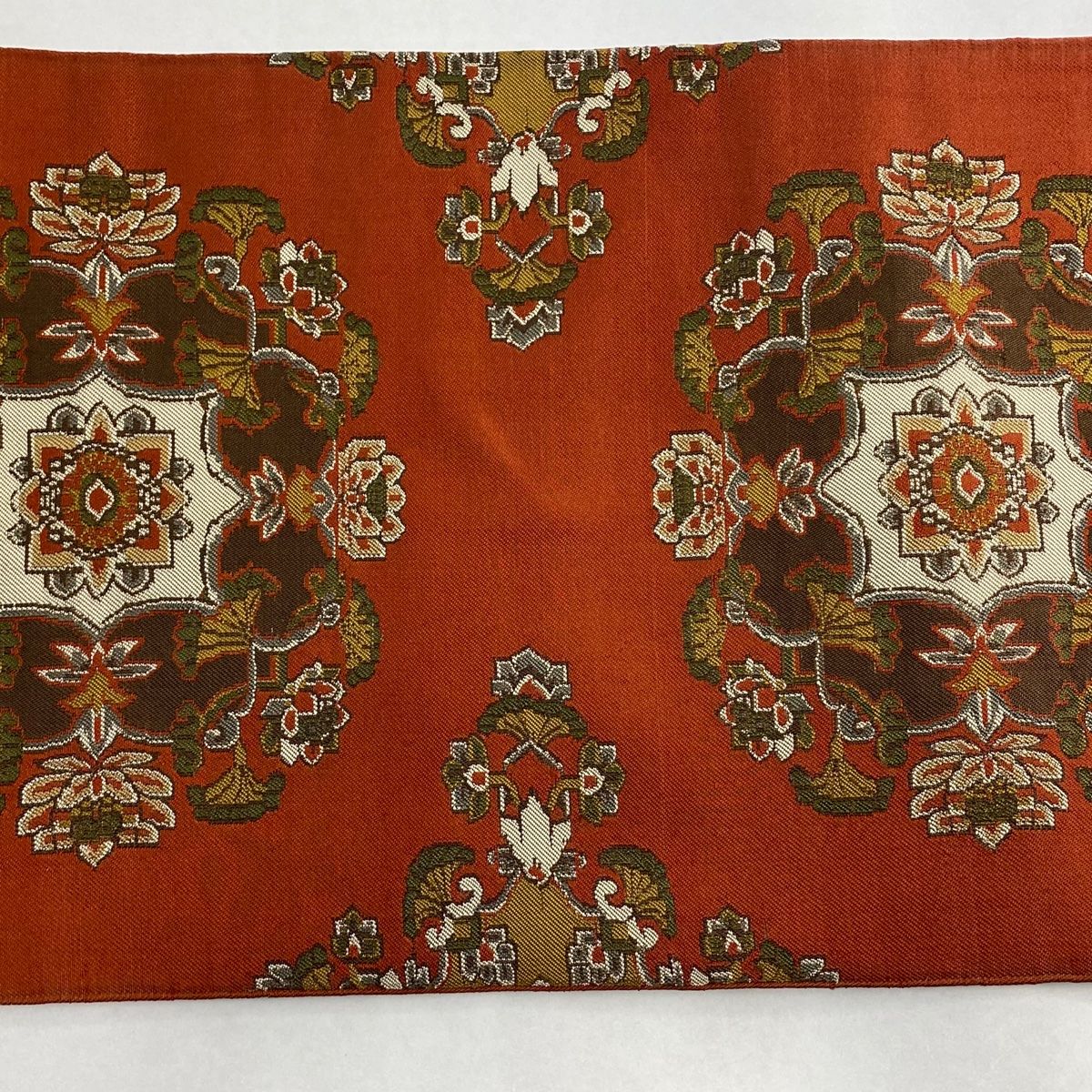 袋帯 逸品 龍村平蔵 落款 天平八綾華文錦 華文 朱色 お太鼓柄