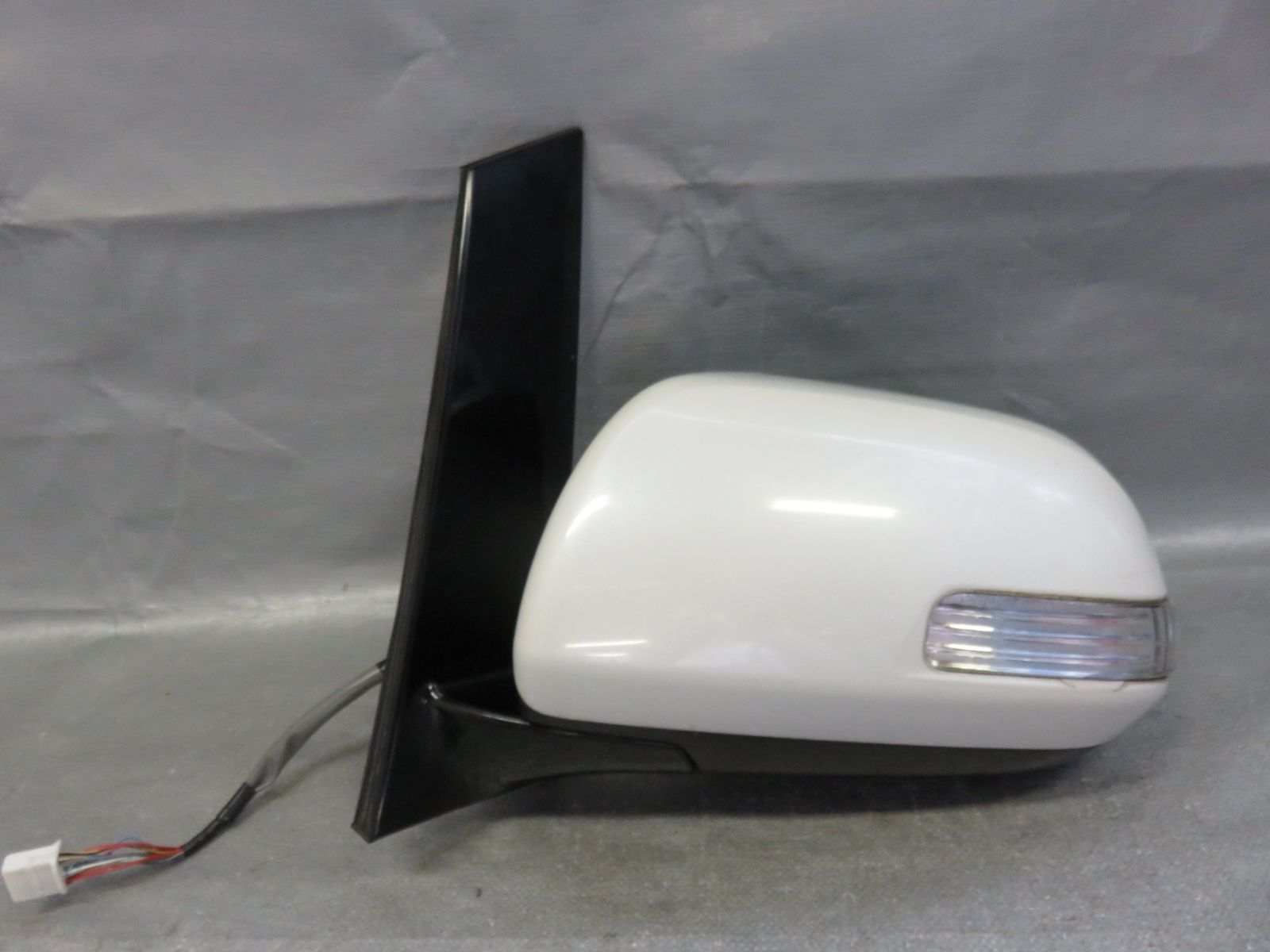 STD7346 アルファード ヴェルファイア ANH20W ANH25W GGH20W GGH25W 前期 純正 左 ドアミラー サイドミラー 助手席 左側