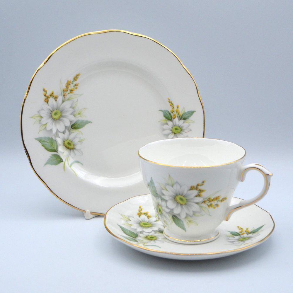 ドイツ】 薔薇と透かしのケーキサーバー【純銀】ヒルデスハイムローズ