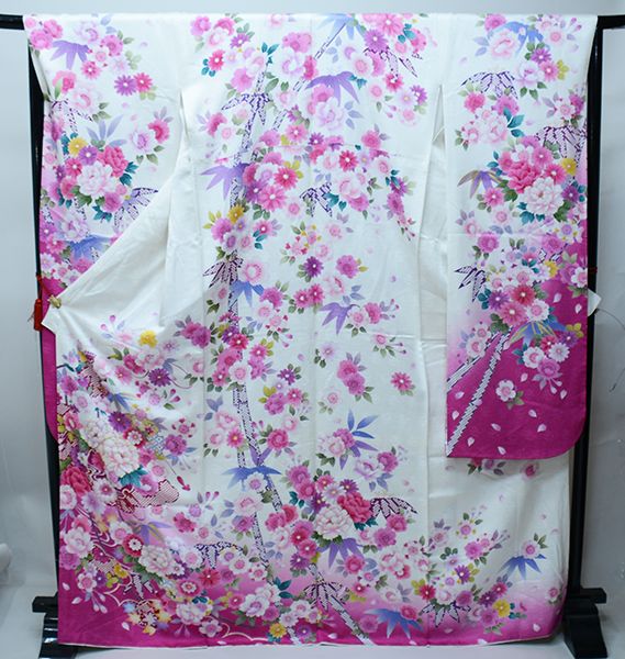 振袖 正絹 単品 仕立て上がり ラメ 金駒縫 白色×ピンク NO39559 - メルカリ 