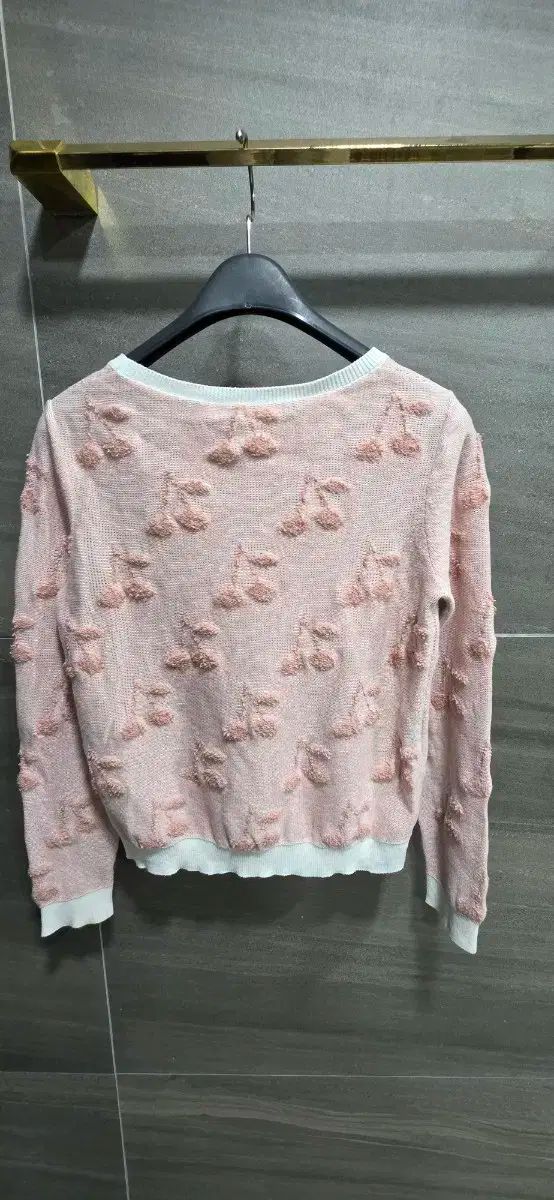 ボンポワン チェリー 3 次元パターン ニット 10Y