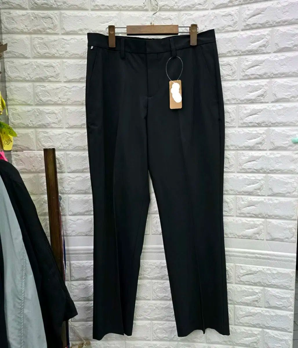 J.LINDEBERG J.リンドバーグ ゴルフ パンツ 32