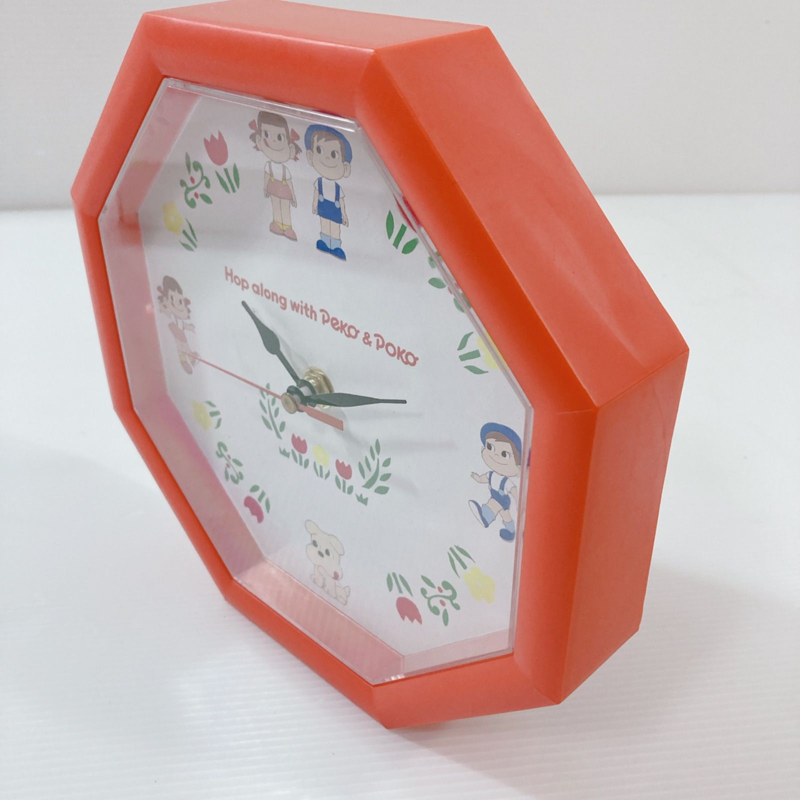 ペコちゃん 壁掛け時計 デザイン時計 不二家 非売品 - メルカリ