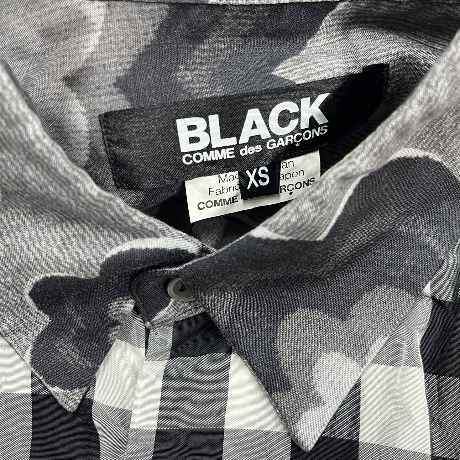 BLACK COMME