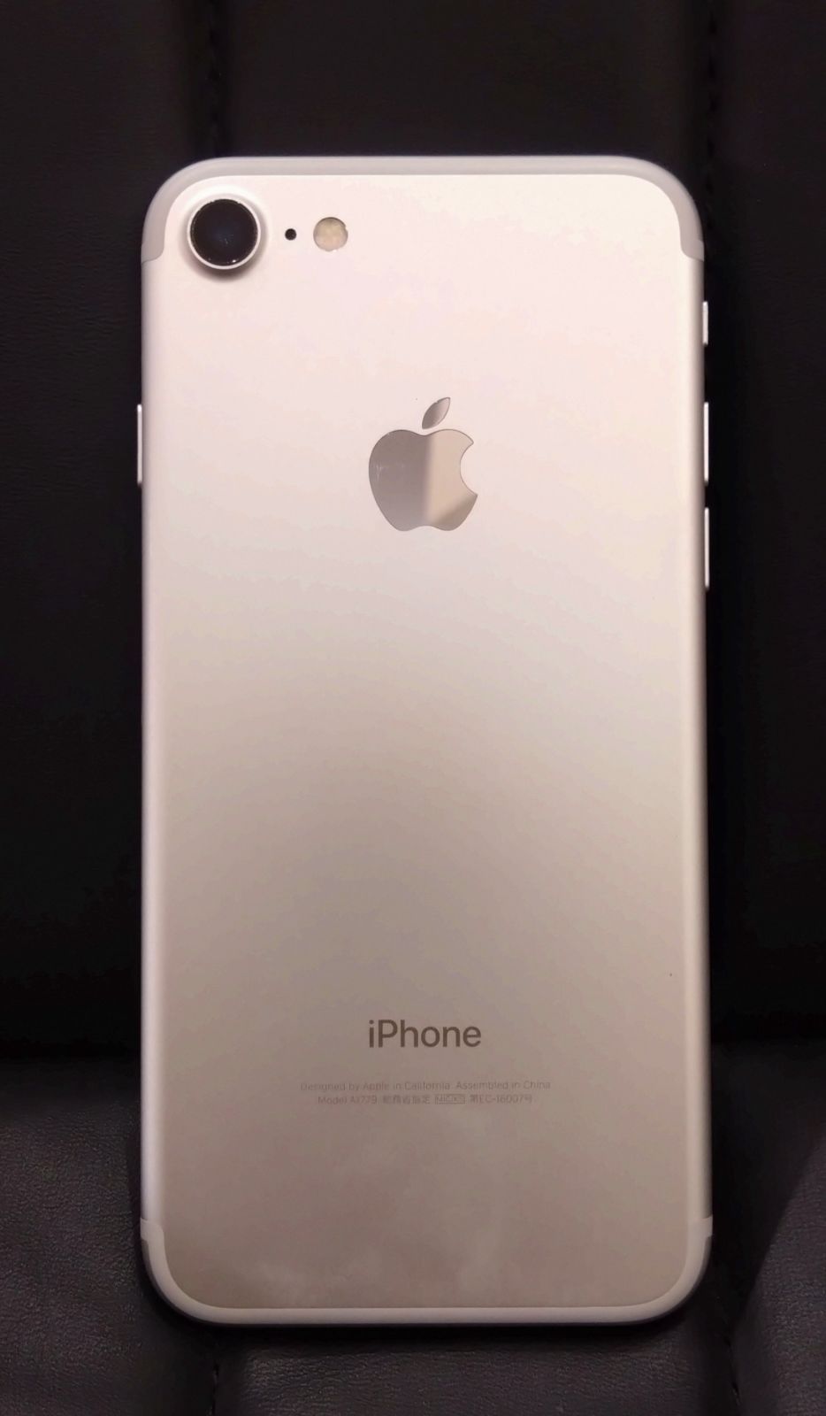 Apple iPhone7 32GB シルバー iPhone7 32GB シルバー Apple iPhone 7