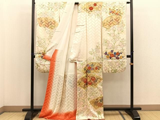 平和屋着物□豪華振袖 駒刺繍 地紙菊梅文 金彩 正絹 逸品 平和屋着物□豪華振袖 駒刺繍 地紙菊梅文 金彩 正絹 逸品