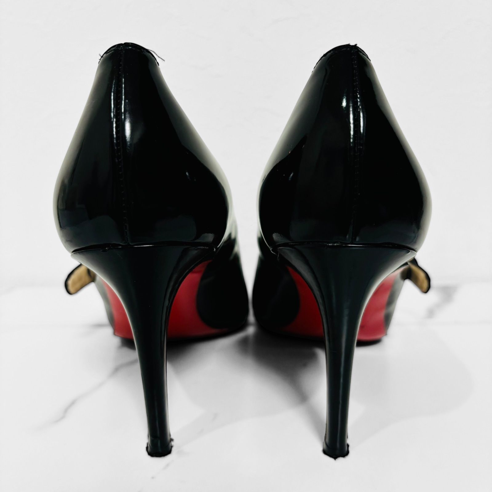 クリスチャンルブタン　レッドソール　ハイヒールパンプス　エナメル　ブラック 美品！正規品Christian Louboutin ブラック ハイヒール36