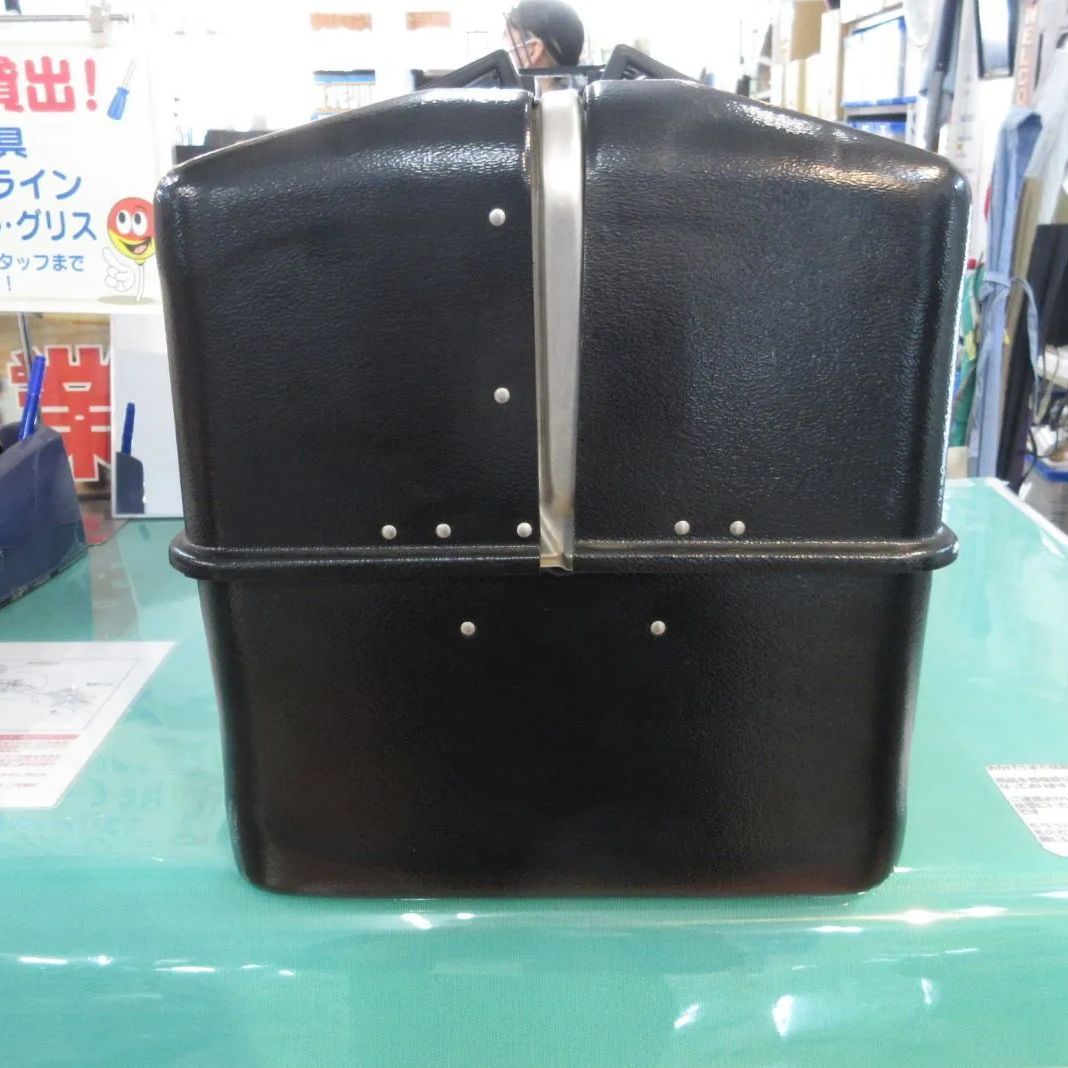 【大宮宮原店　店舗併売】【未使用品】ウォーターフォード社(UMCO後継)タックルボックス Model :8-94( 4段×2 94コマ)  刻印:US ASSEMBLY INC.