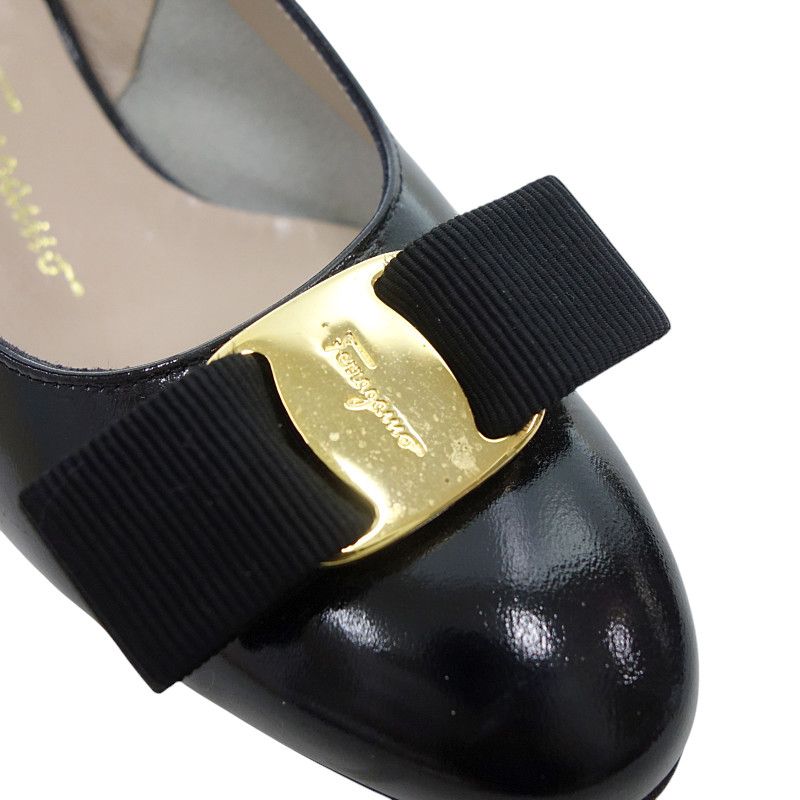 Ferragamoサルヴァトーレ・フェラガモ エナメル リボン パンプス 黒 FERRAGAMO フェラガモ エナメル パンプス リボン レディース