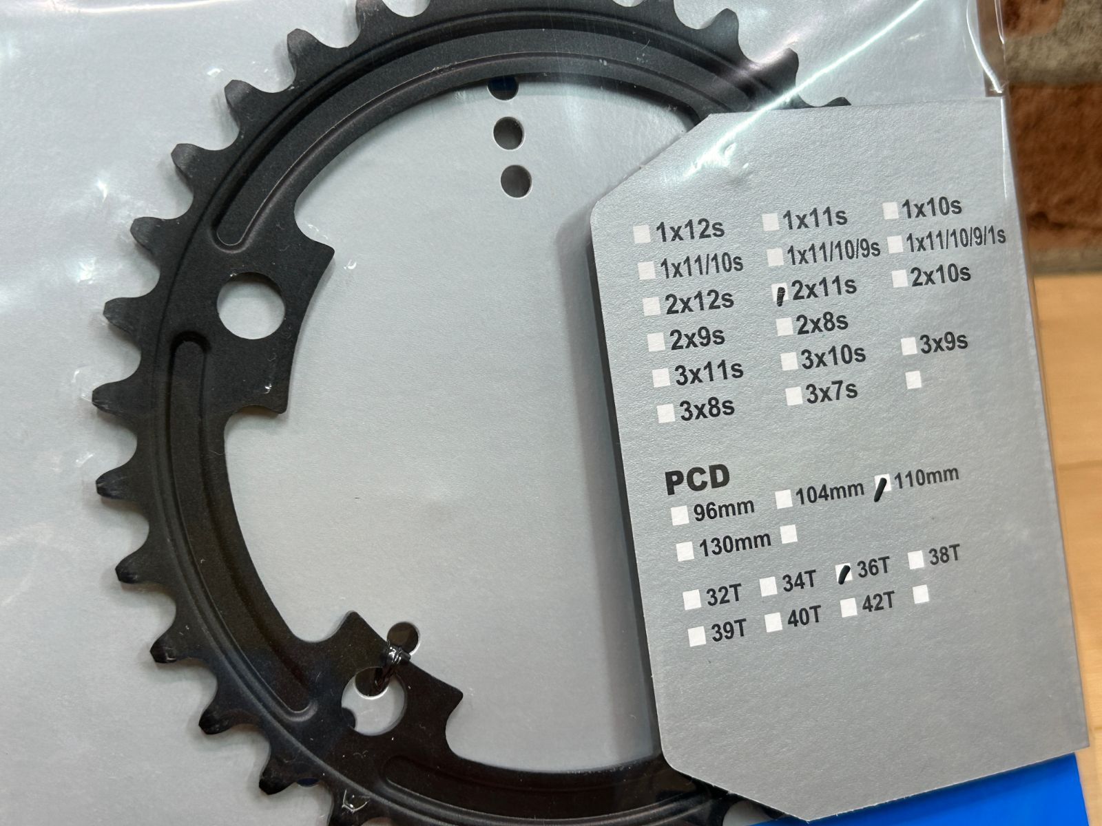 大特価sale!! 未使用品!! SHIMANO 105 11s FC-5800 52/36T CHAINRING SET シマノ イチマルゴ 2×11速 チェーンリング ロード ミニベロ クロス 同梱発送承り中!! M-477