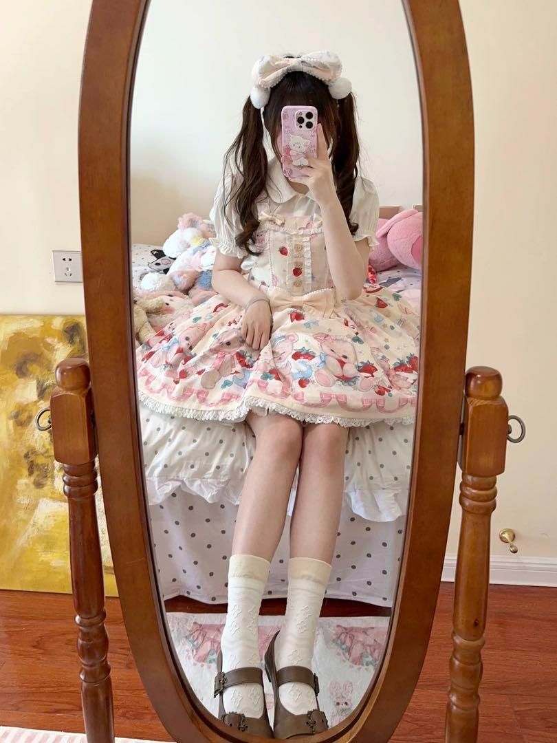 ロリータクマちゃん柄スカートお出かけにおススメ