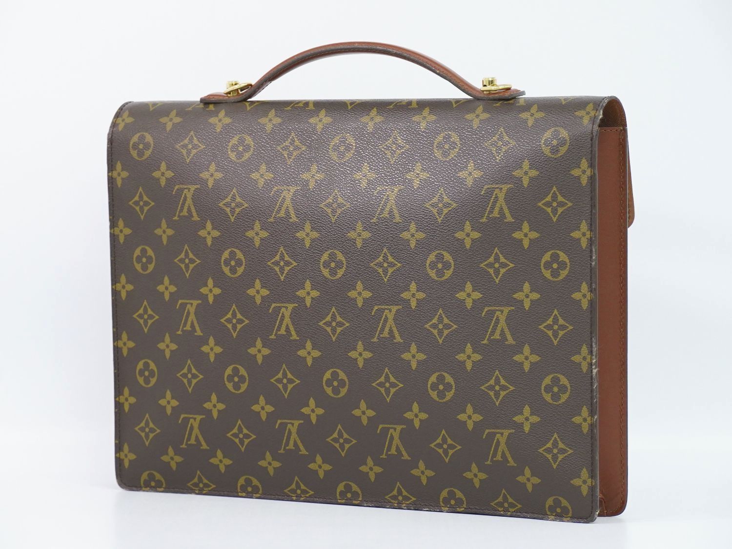 本物 ルイヴィトン LOUIS VUITTON LV ポルトドキュマン バンドリエール