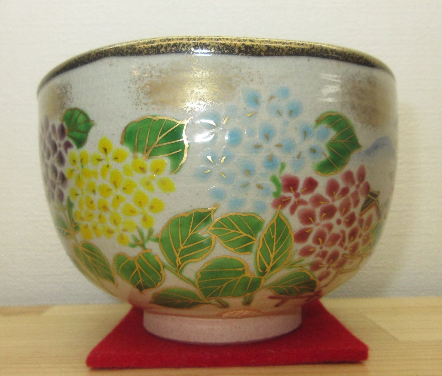 送料込【逢絢亭・新品】茶道具 茶碗 京焼 乾山 紫陽花寺 内黒塗 壱休窯 共箱 逢絢亭・新品】茶道具 茶碗 京焼 乾山 紫陽花寺の図 内黒塗 壱休窯 共