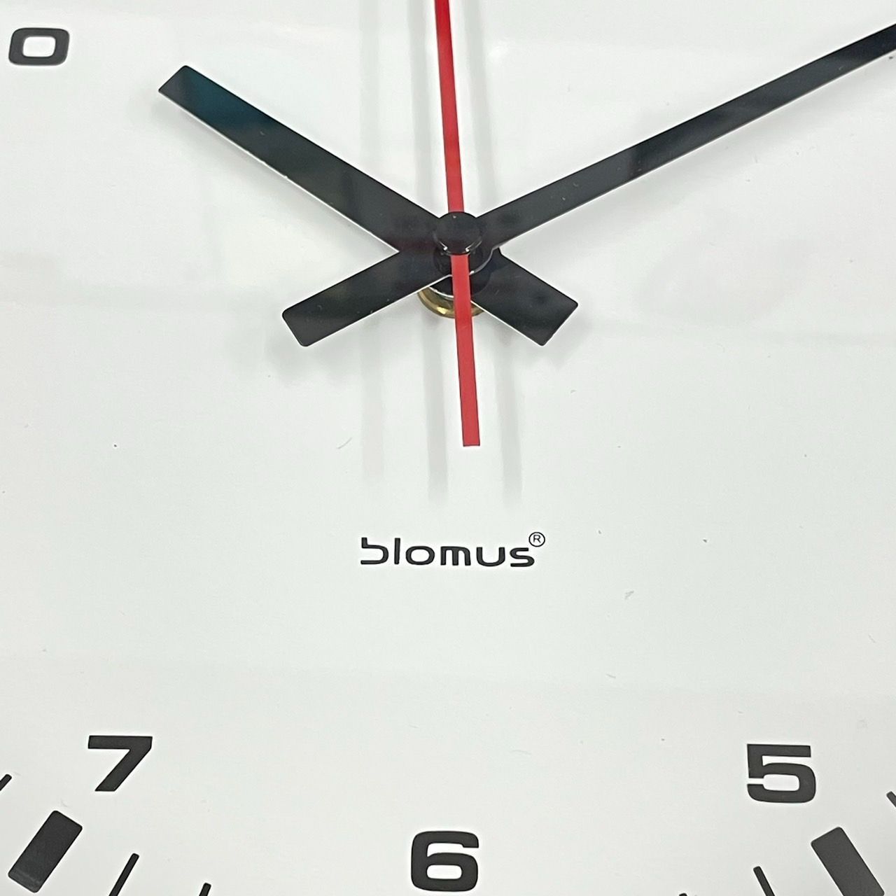 blomus ブロムス ウォールクロック ドイツ製　ステンレス 掛け時計 531177-1.jpg