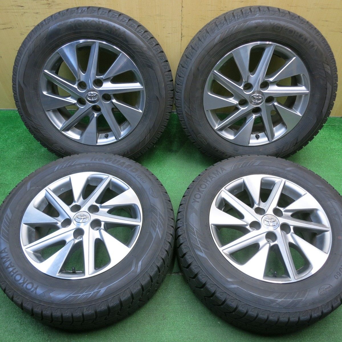 アルファード ヨコハマ アイスガード 215/65R16 20系 30系