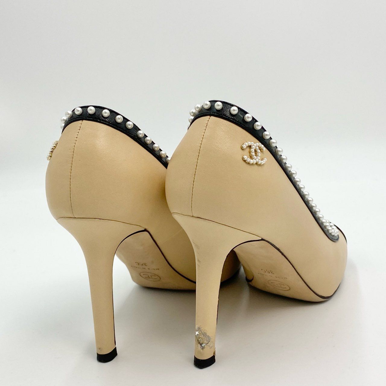 3c30 CHANEL シャネル ココマーク パール付き ヒールパンプス G31552 