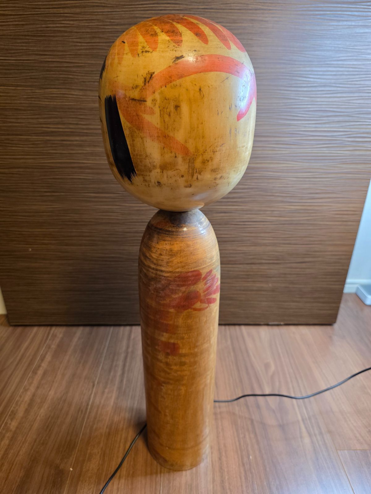 伝統的な手描きのこけし 約60cm　我妻吉助 (遠刈田系) 伝統的な手描きのこけし 約60cm 我妻吉助 (遠刈田系) 高さ62cm 幅