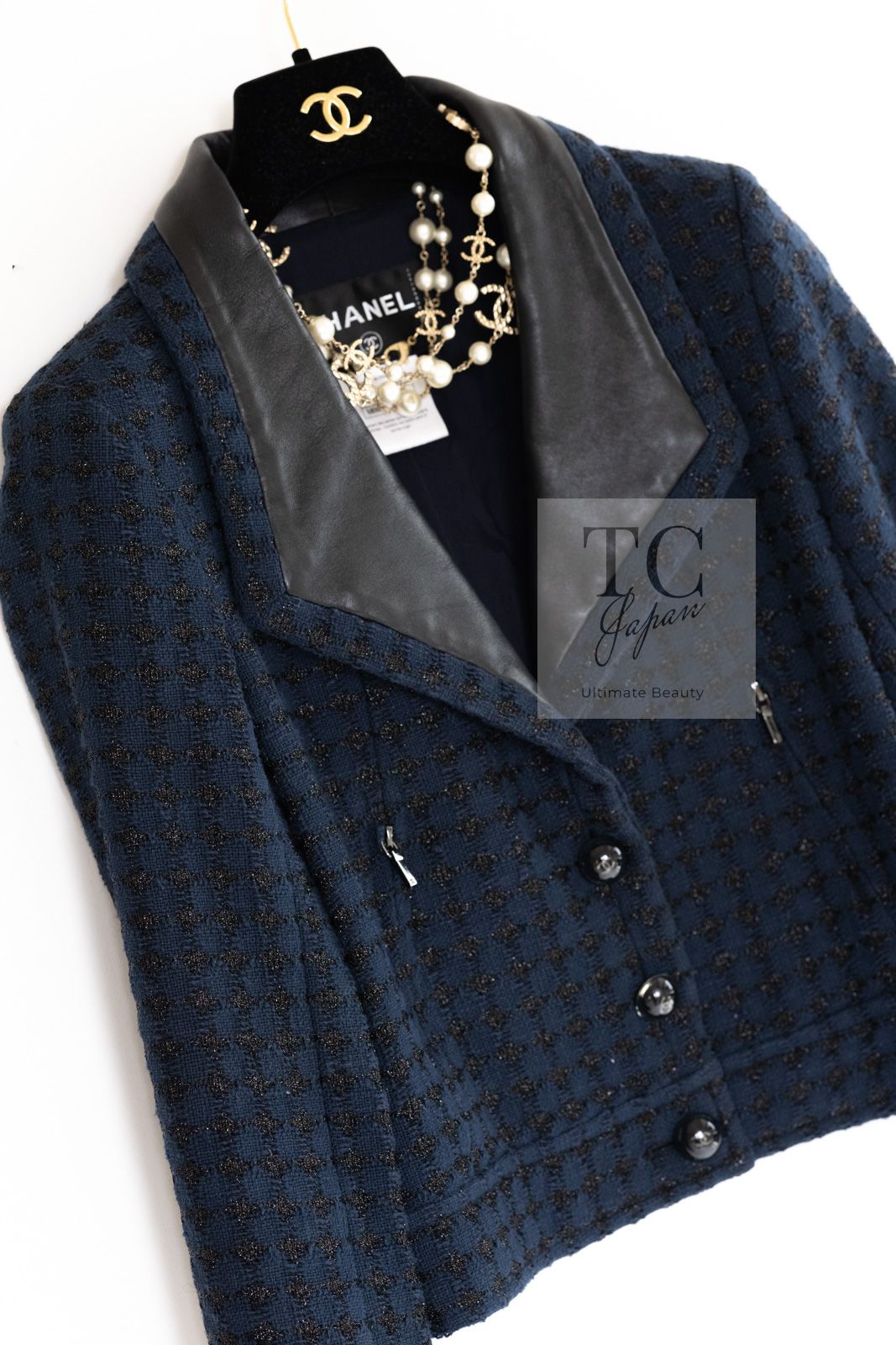 81万 シャネル ジャケット CHANEL ネイビー ブラック レザー襟  