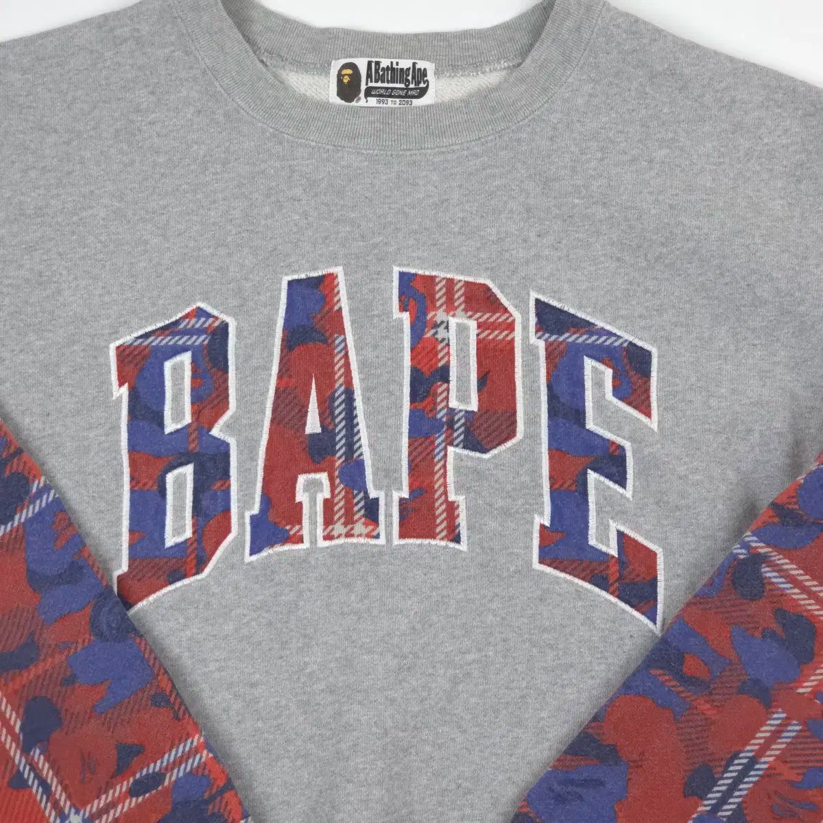 A BATHING APE カモトレーナー A Bathing Ape 迷彩柄 トレーナー XL A