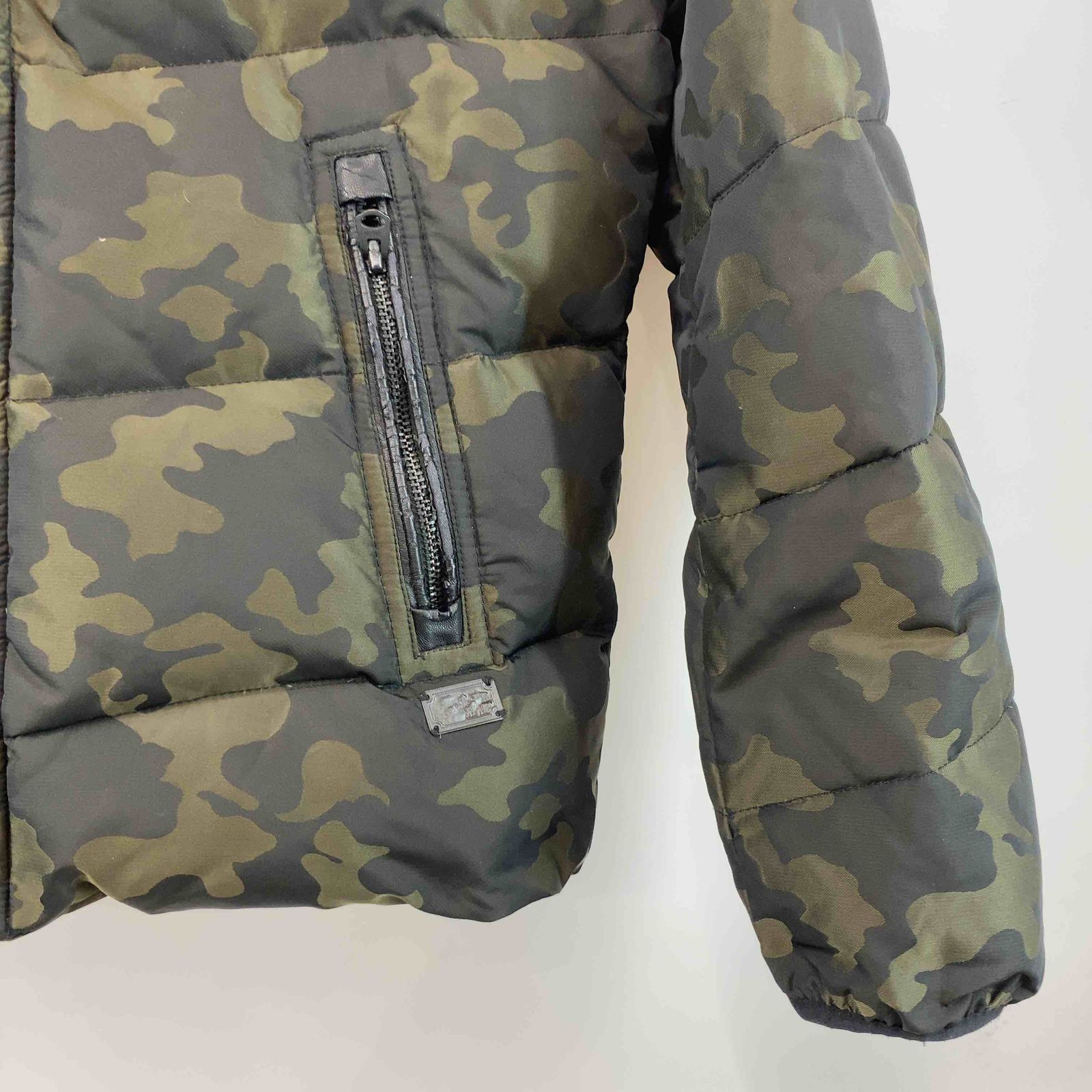 DIESEL J-WARRETT-CMF カモフラ柄 ウィンドブレーカー ブルゾン J-WARRETT-CMF-A Man: Nylon windbreaker with a camo print