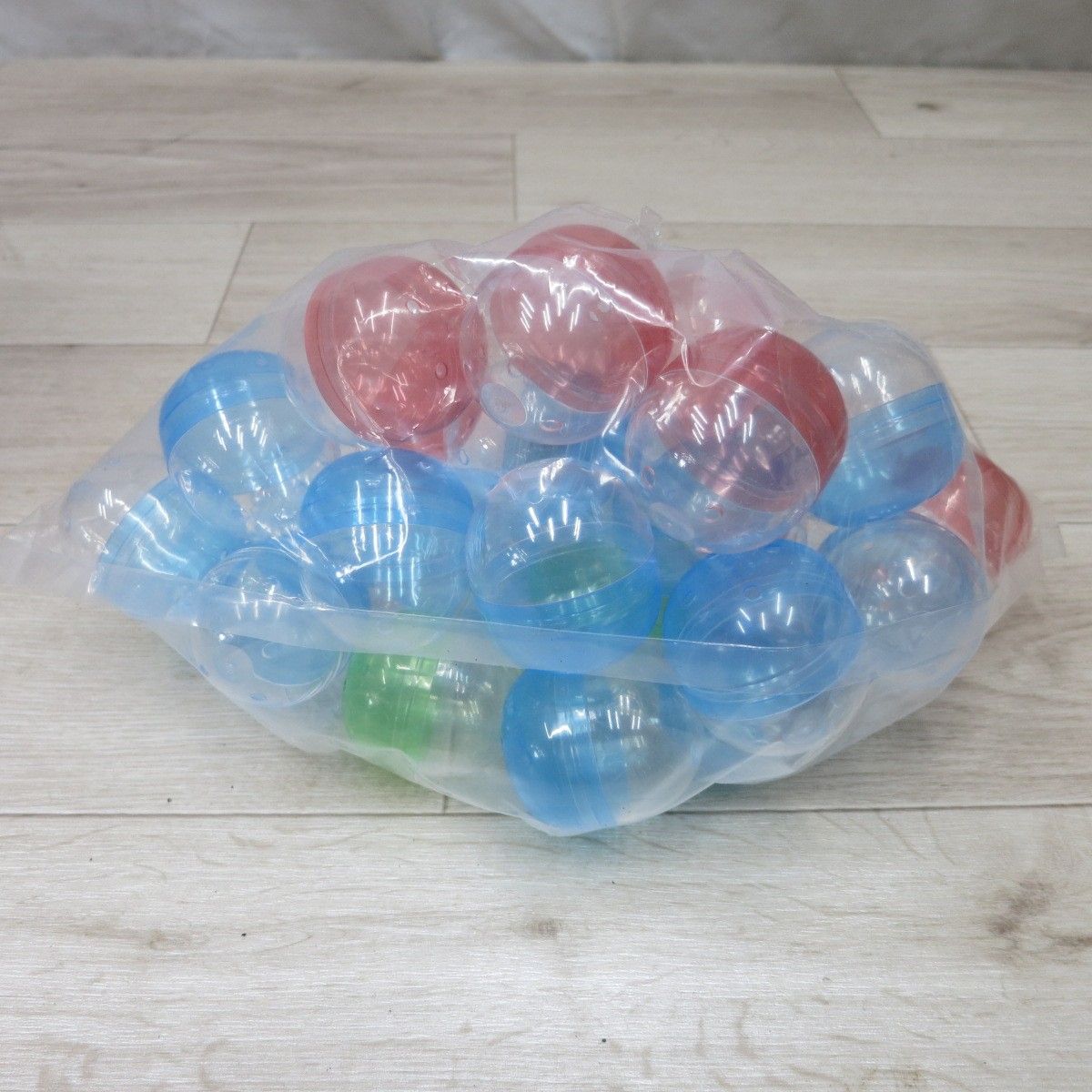 ガチャポン ガチャガチャ