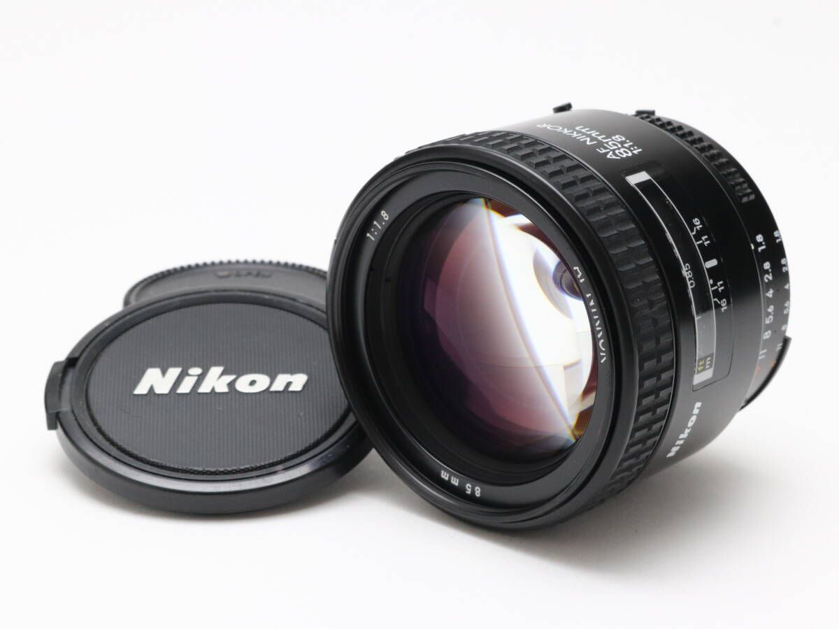 AF NIKKOR 85mm f/1.8 レンズ　ジャンク D (ジャンク) Nikon ニコン AF NIKKOR 85mm F1.8 返品不可 55-80 AF