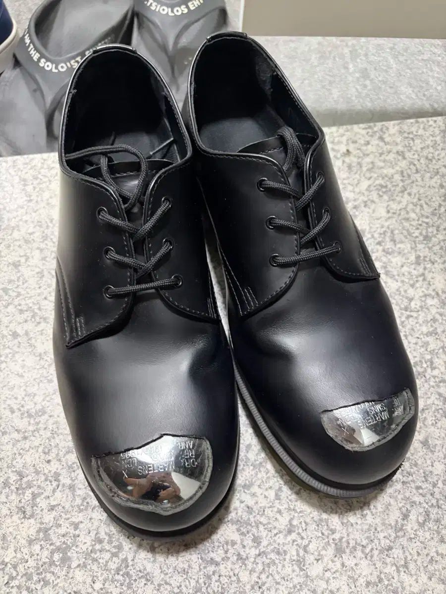 45 ラフシモンズ DR. MARTENS ドクターマーチン スティールトゥ