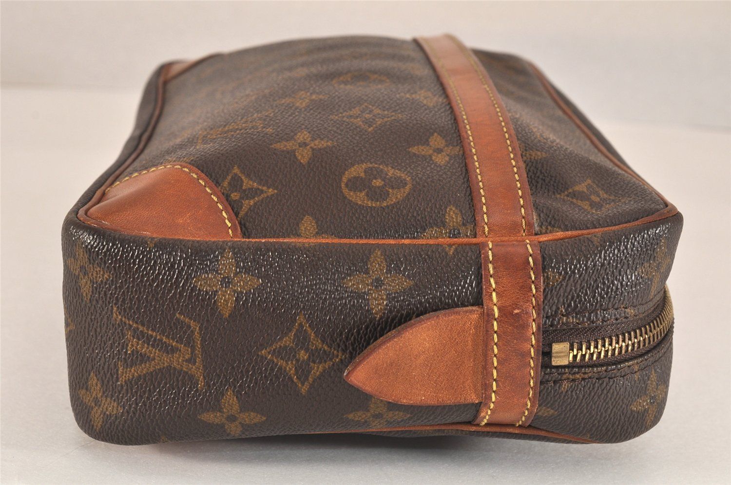 LOUIS VUITTON ルイヴィトン モノグラム コンピエーニュ 28