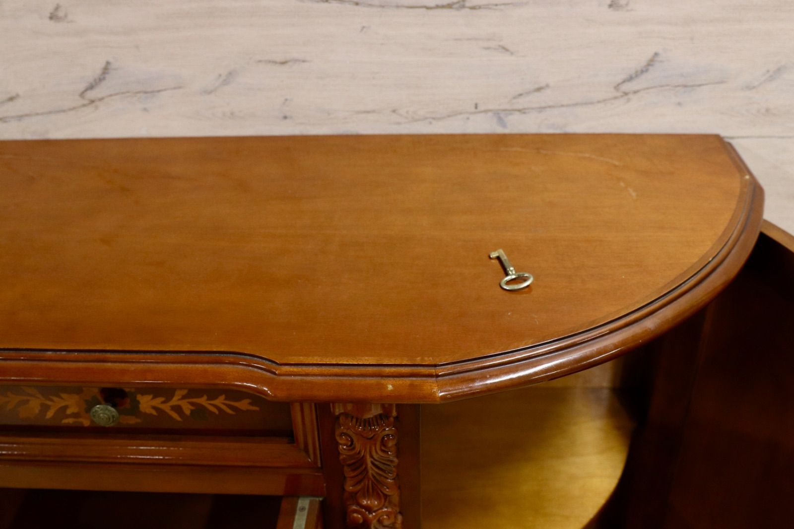 リビングボード