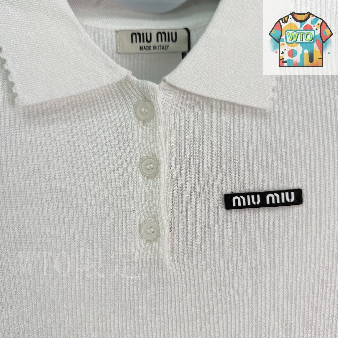 MIU MIU 水色 ショートスリーブニット 1653046743.jpg?1675474668