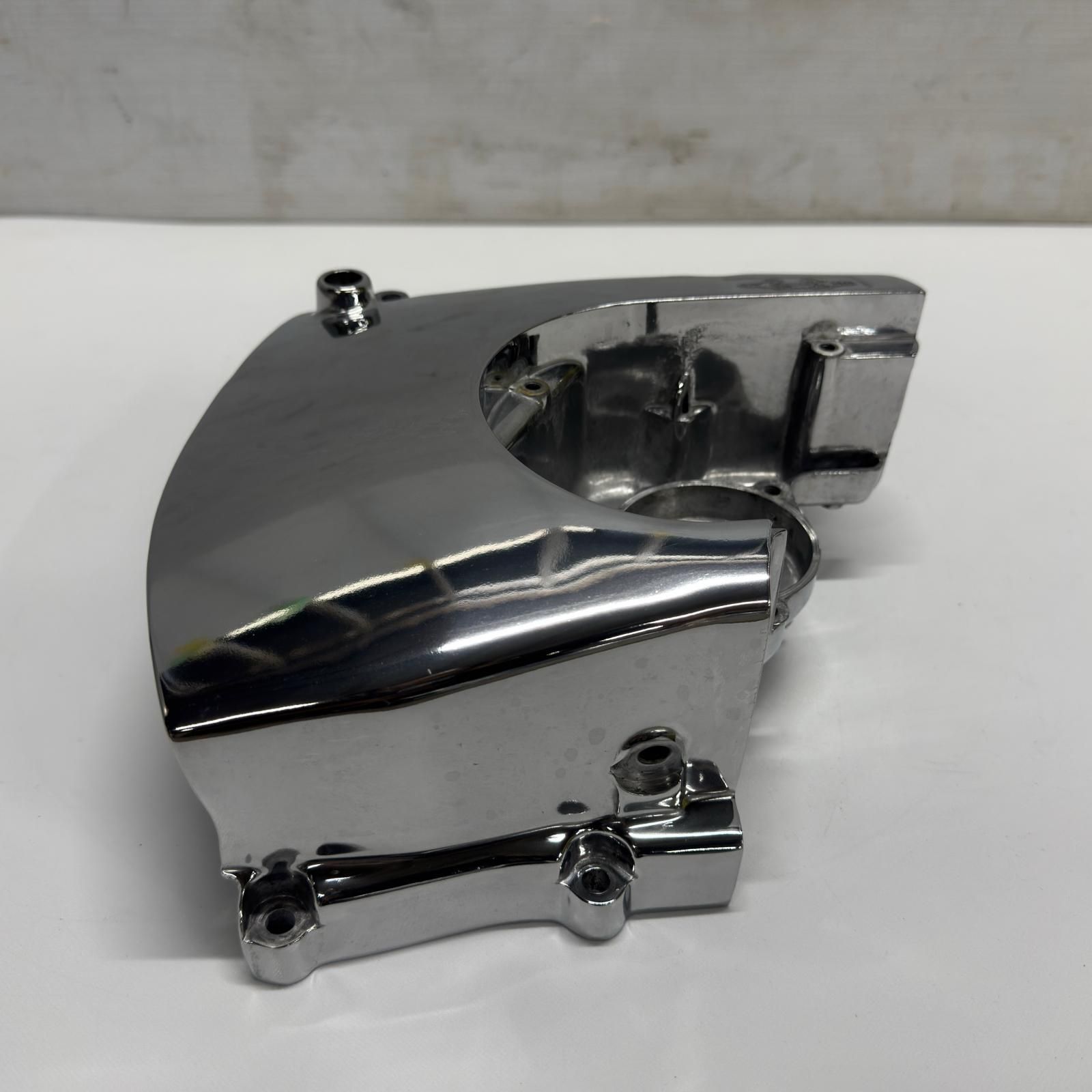 スプロケットカバー