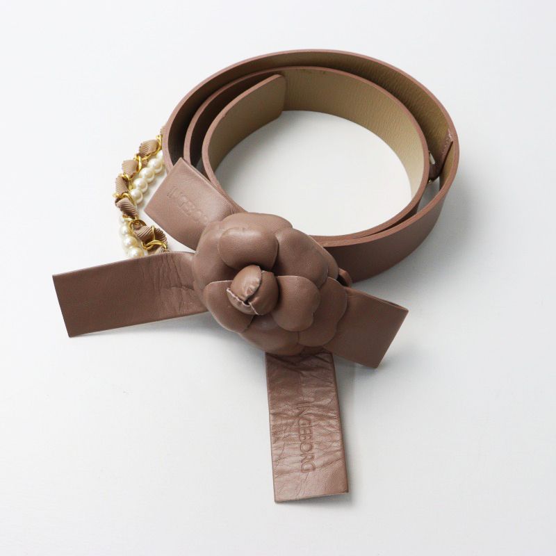 美品 インゲボルグ INGEBORG パール装飾付き カメリアモチーフ