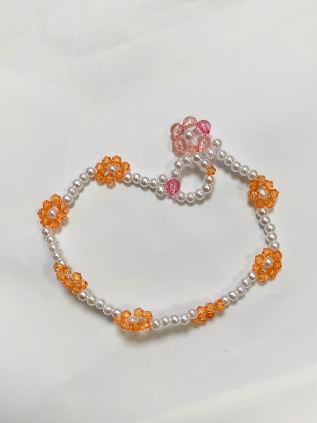金具なし ビーズお花 ブレスレット - メルカリ