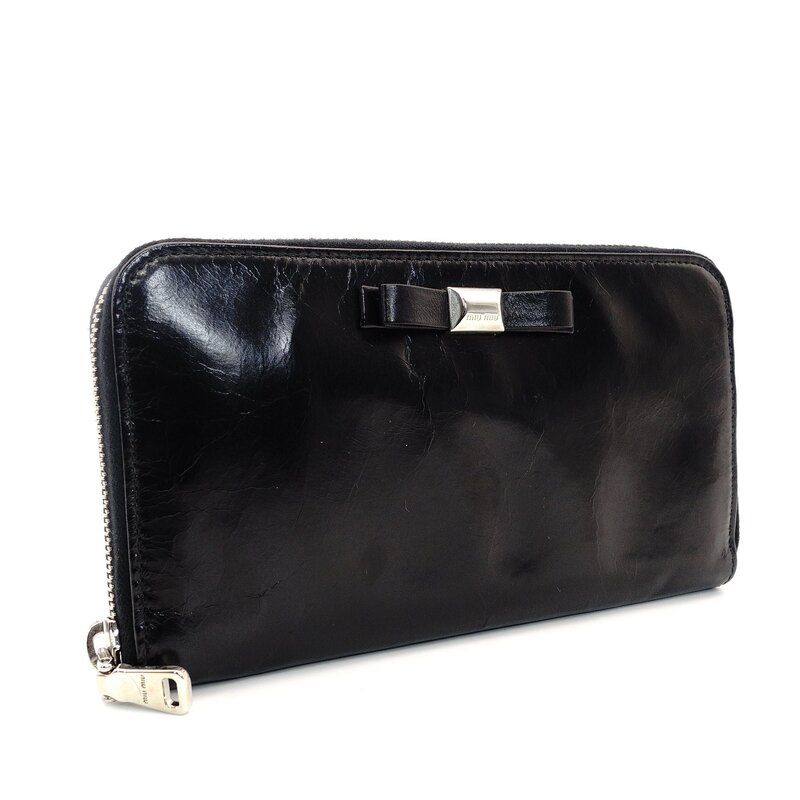 ミュウミュウ MIU ラウンド ファスナー 長財布 ブラック パテントレザー 黒 リボン 7-9-334