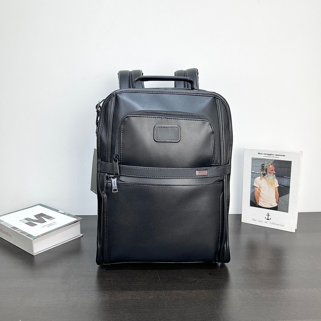 レアな逸品 トゥミ TUMI ALPHA3 バックパック リュック ブラック レザー 9603590