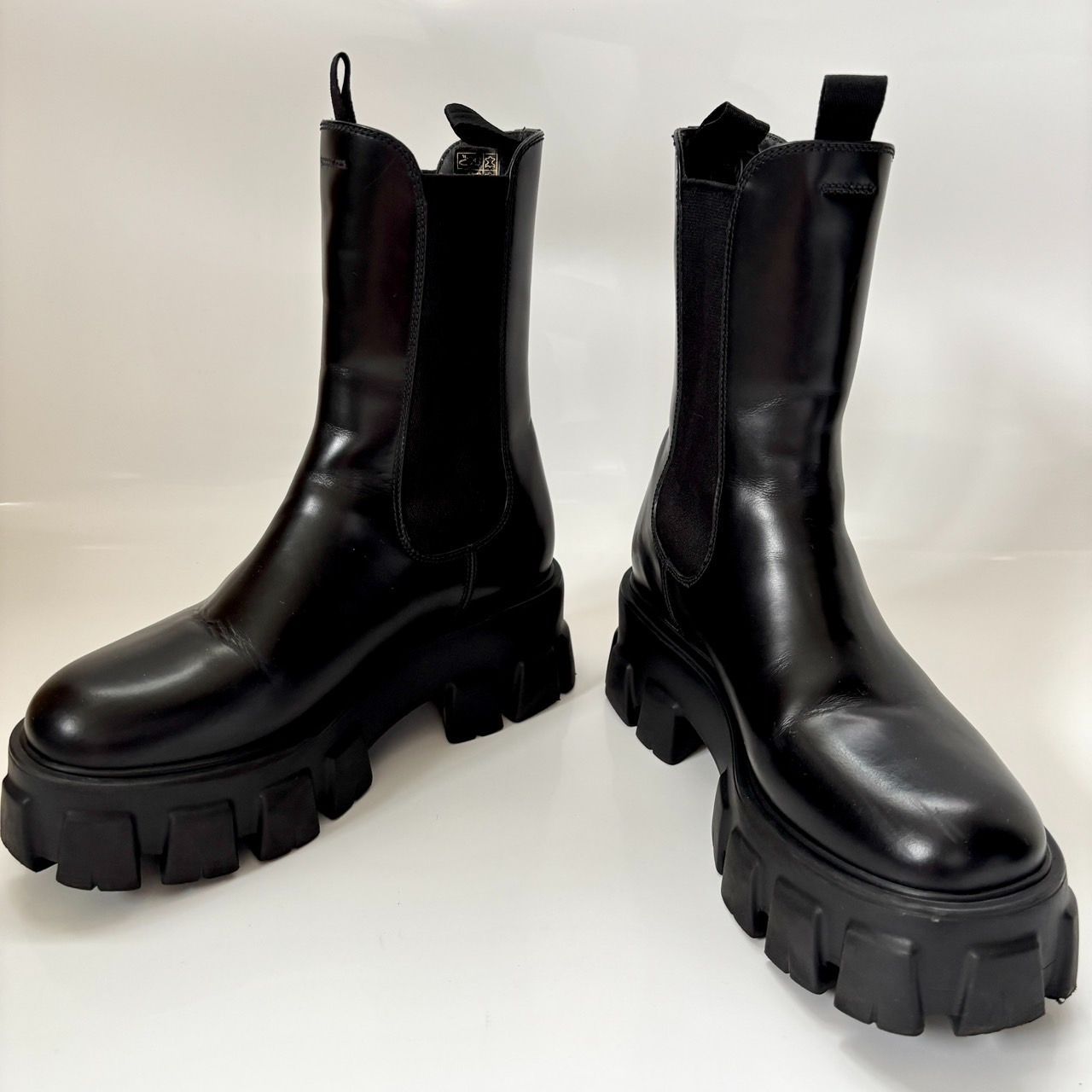 極美品 PRADA プラダ モノリス サイドゴアブーツ ブラック 黒