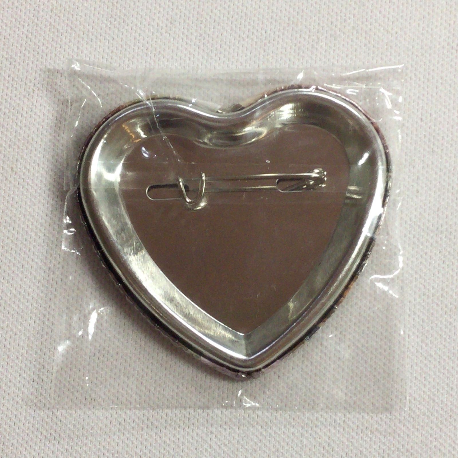 Code:Realize フラン カルディア ハート 缶バッジ - メルカリ
