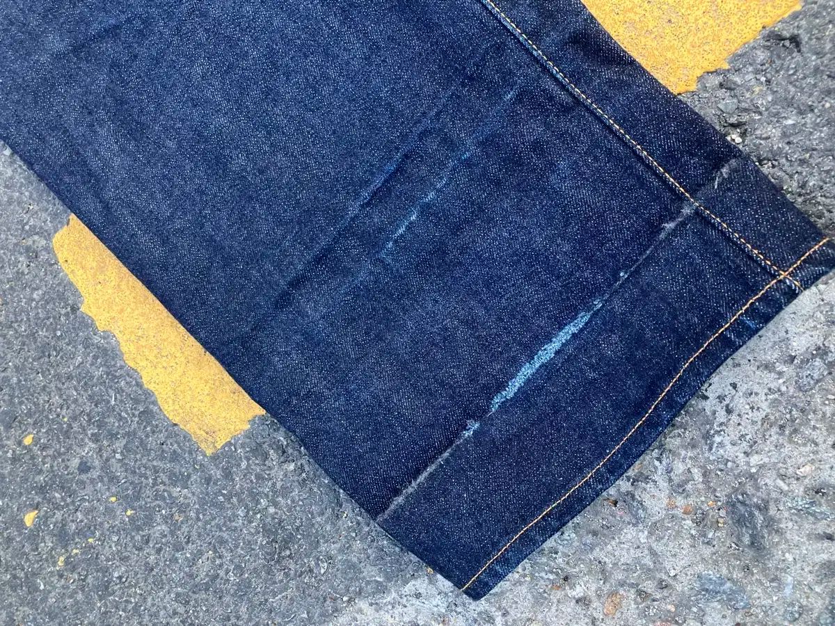 美品 AT 安い LAST & CO 161 30インチ アットラスト デニムパンツ