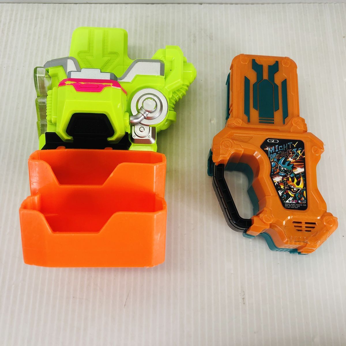 仮面ライダーエグゼイド DXゲーマドライバー ガシャット まとめ