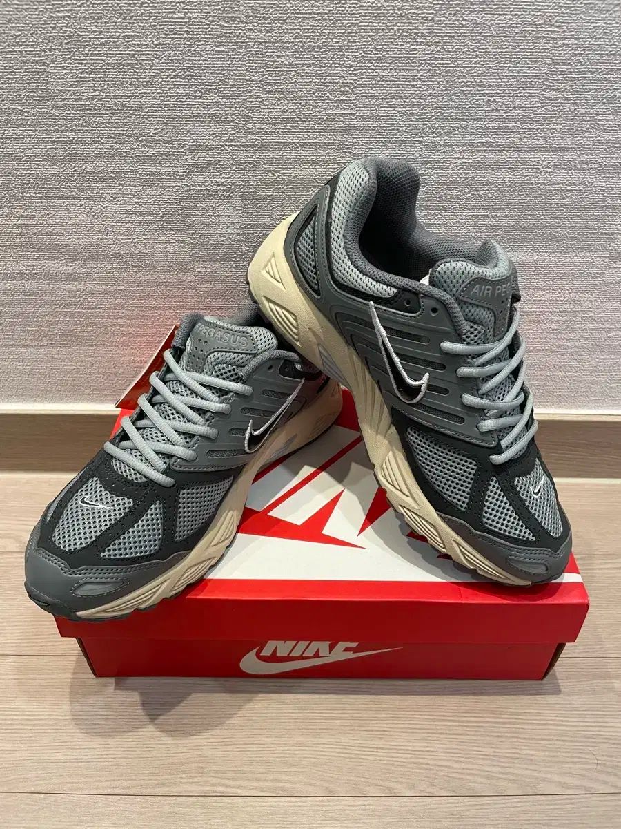 NIKE ナイキ エア