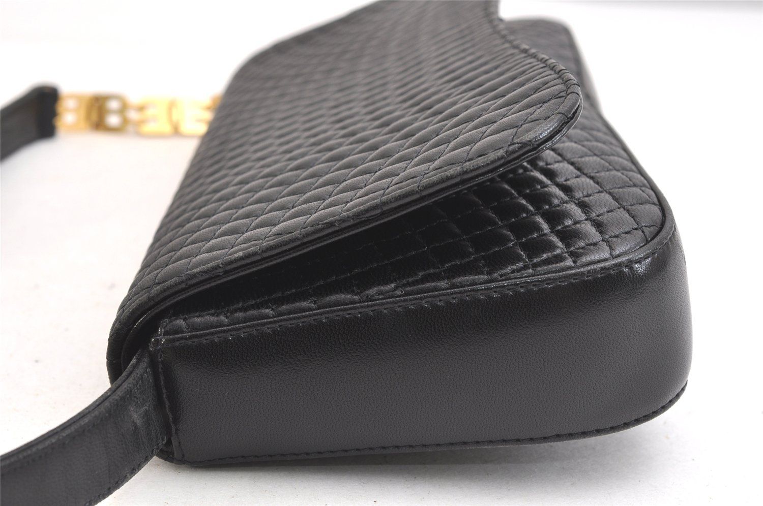 満足保障！ BALLY バリー キルティング レザー 2Way ショルダークラッチバッグ 財布 ブラック 2521N